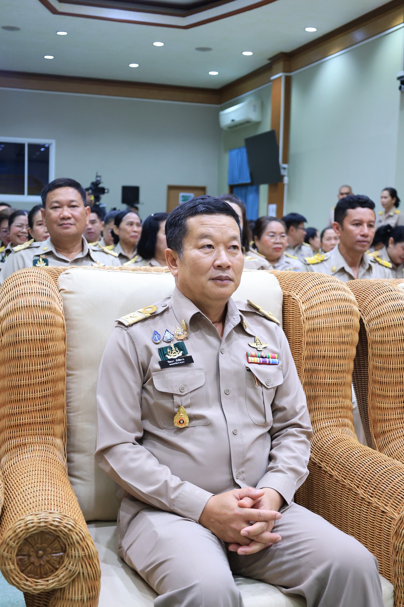 title - ส.ป.ก. จัดพิธีสักการะสิ่งศักดิ์สิทธิ์และพิธีสงฆ์ในโอกาสวันคล้ายวันสถาปนาครบรอบ 51 ปี